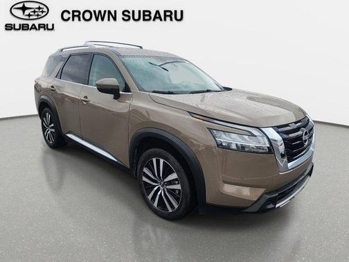 2023 Nissan Pathfinder Platinum