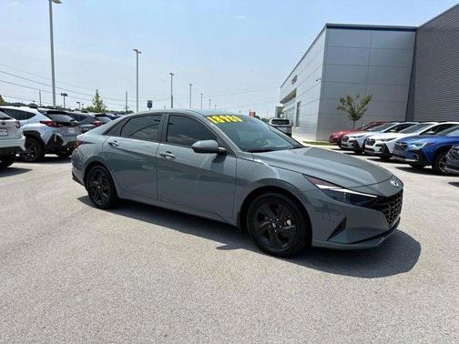 2022 Hyundai ELANTRA HEV Blue