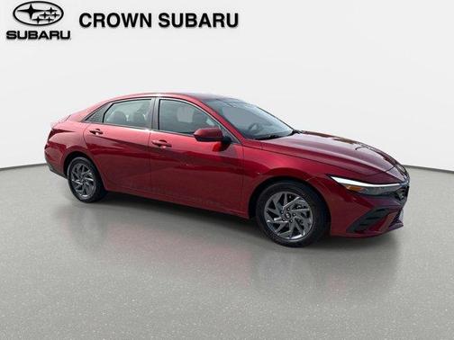 2024 Hyundai ELANTRA SEL