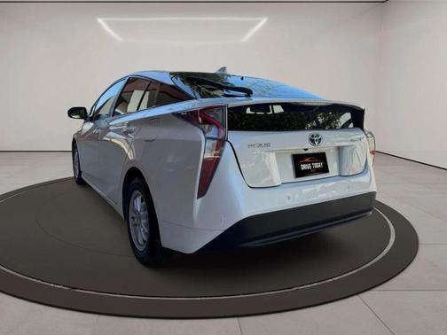 White 2017 Toyota Prius Four