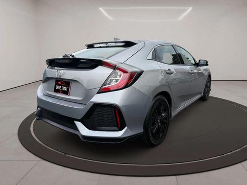 Lunar Silver Metallic 2018 Honda Civic EX