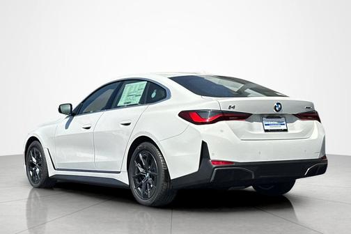 Alpine White 2026 BMW i4 Gran Coupe eDrive40