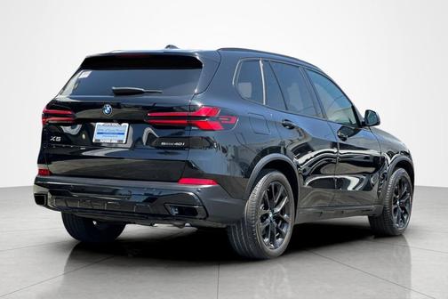 Black Sapphire Metallic 2024 BMW X5 sDrive40i