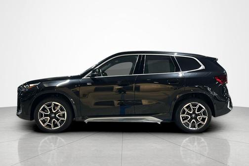 Black Sapphire Metallic 2027 BMW X1 xDrive28i