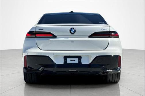 2026 BMW 740 740i xDrive Sedan