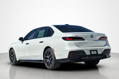 2026 BMW 740 740i xDrive Sedan