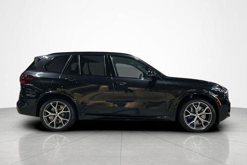 Black Sapphire Metallic 2026 BMW X5 PHEV xDrive50e
