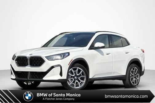 Alpine White 2026 BMW X2 xDrive28i
