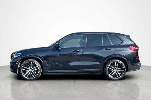 Black Sapphire Metallic 2022 BMW X5 sDrive40i