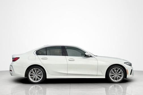 Alpine White 2024 BMW 330 330i