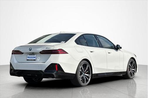 2026 BMW 530 530i Sedan