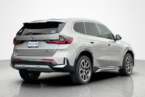 Space Silver Metallic 2026 BMW X1 xDrive28i Sports Activity Vehicle