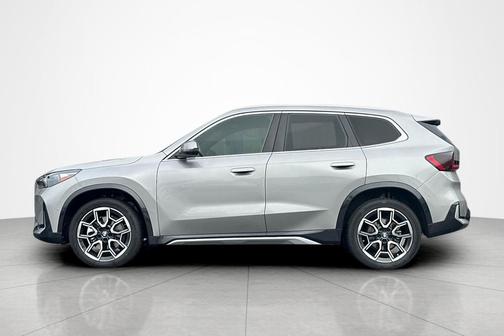 Space Silver Metallic 2026 BMW X1 xDrive28i Sports Activity Vehicle