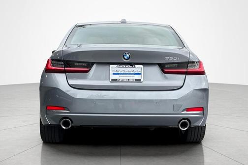 Skyscraper Grey Metallic 2023 BMW 330 330i