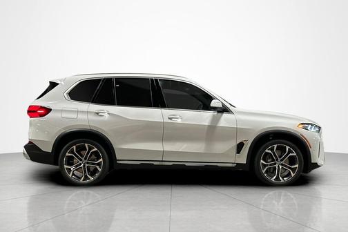 Alpine White 2026 BMW X5 xDrive40i