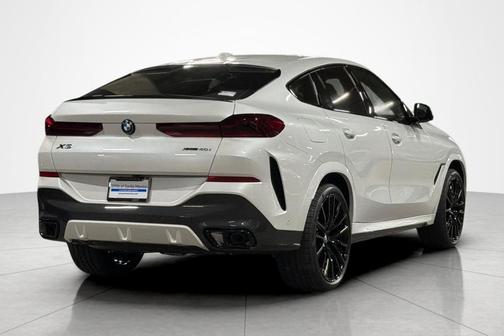 Mineral White Metallic 2027 BMW X6 xDrive40i