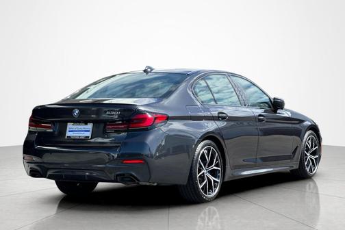 Dark Graphite Metallic 2023 BMW 530 i
