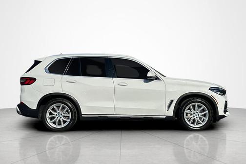Alpine White 2020 BMW X5 sDrive40i Sports Activity Vehicle