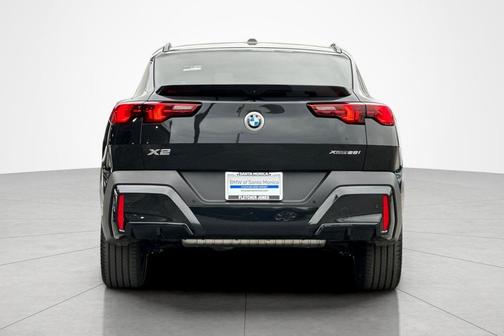 Black Sapphire Metallic 2025 BMW X2 xDrive28i