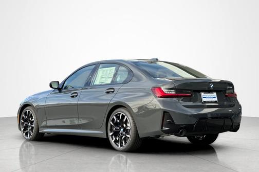2026 BMW 330 T