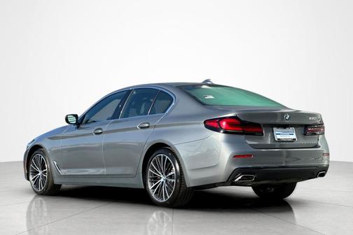 2023 BMW 530 i