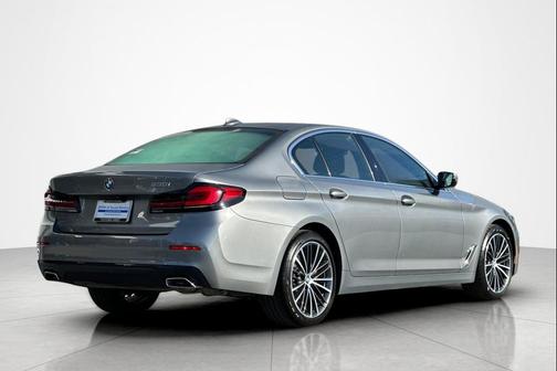 2023 BMW 530 i