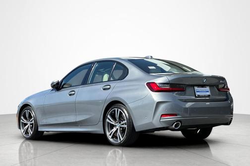 2023 BMW 330 330i Sedan