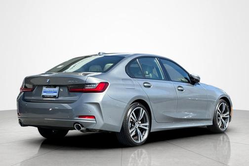 2023 BMW 330 330i Sedan