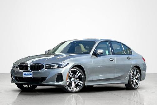 2023 BMW 330 330i Sedan