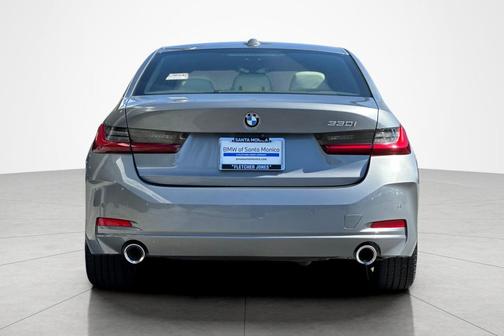 2023 BMW 330 330i Sedan