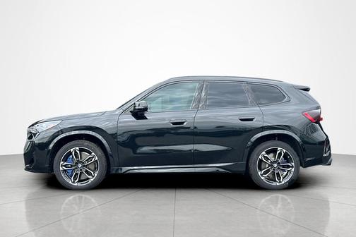 Black Sapphire Metallic 2026 BMW X1 M35i