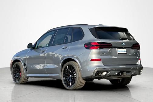 Skyscraper Grey Metallic 2026 BMW X5 sDrive40i