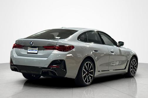 Brooklyn Grey Metallic 2026 BMW i4 Gran Coupe eDrive40