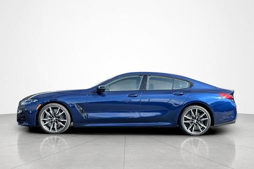 COSMOS BLACK METALLI 2026 BMW M850 Gran Coupe xDrive