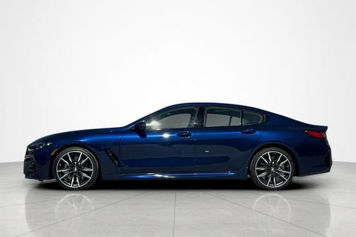 COSMOS BLACK METALLI 2026 BMW M850 Gran Coupe xDrive