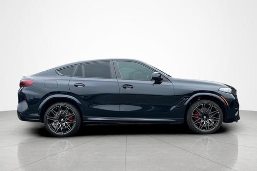Carbon Black Metallic 2024 BMW X6 M