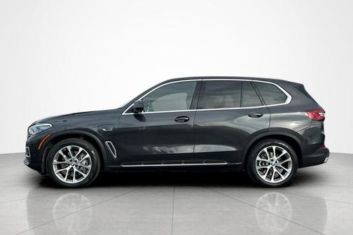 Dark Graphite Metallic 2023 BMW X5 xDrive45e Plug-In Hybrid