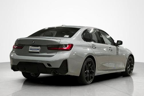 Brooklyn Grey Metallic 2026 BMW 330 330i