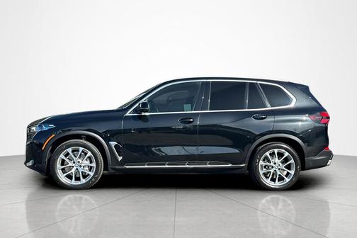 Black Sapphire Metallic 2024 BMW X5 sDrive40i