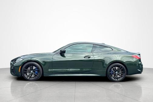 San Remo Green Metallic 2023 BMW M440 i