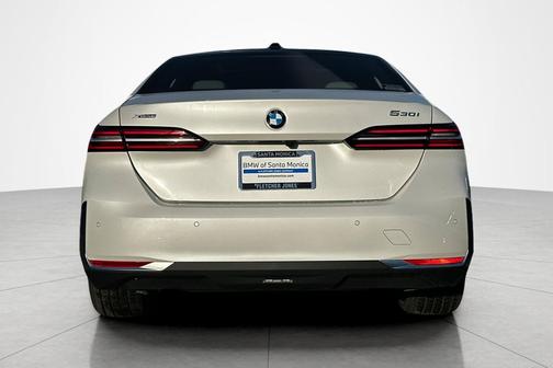 2026 BMW 530 xDrive