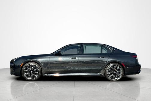 2023 BMW 760 i xDrive