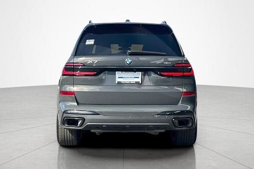 Dravit Grey Metallic 2024 BMW X7 xDrive40i