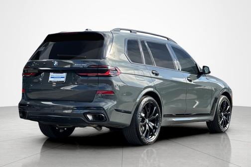 Dravit Grey Metallic 2024 BMW X7 xDrive40i