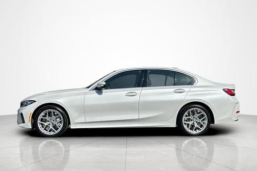 Mineral White Metallic 2025 BMW 330 330i
