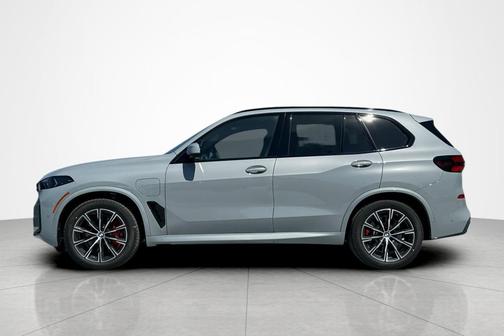 Brooklyn Grey Metallic 2026 BMW X5 PHEV xDrive50e