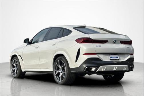 Mineral White Metallic 2026 BMW X6 xDrive40i Sports Activity Coupe