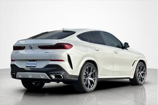 Mineral White Metallic 2026 BMW X6 xDrive40i Sports Activity Coupe