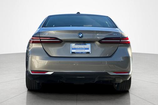 2024 BMW i5 eDrive40