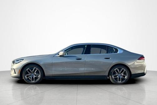 2024 BMW i5 eDrive40